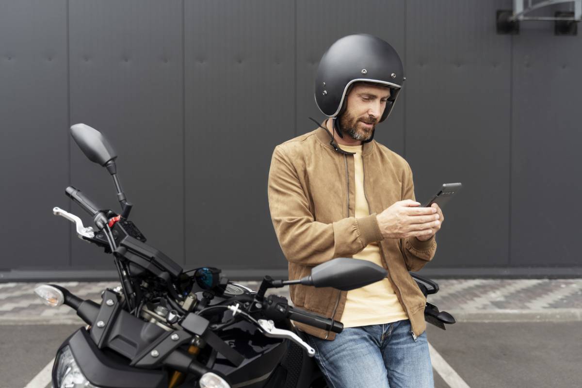 Siti di comparazione moto: come gestiscono i profili ad alto rischio?
