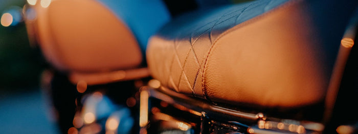 Comment nettoyer une selle de moto ?