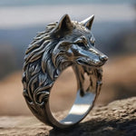 Bague biker - Wolf Fang - Vignette | Boutique biker