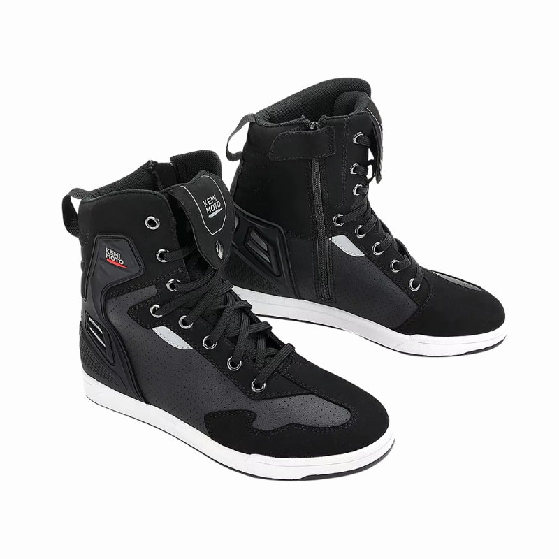 baskets moto pour motard homme en nylon et cuir microfibre avec renforts talon, orteils et cheville, semelle antidérapante et poche à lacets