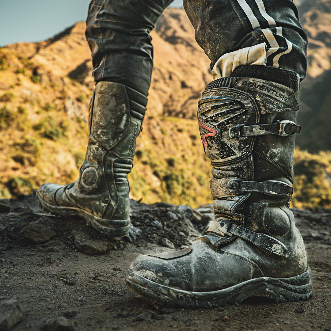 Bottes-moto-stylmartin-overlander-wp-cuir-homme-femme-touring-trail-porte