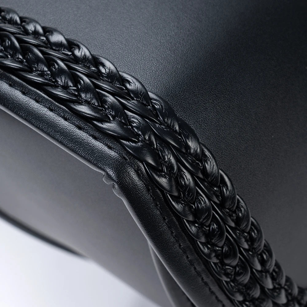 Sacoche-cavaliere-lateral-pour-moto-en-cuir-sportsterc-detail3
