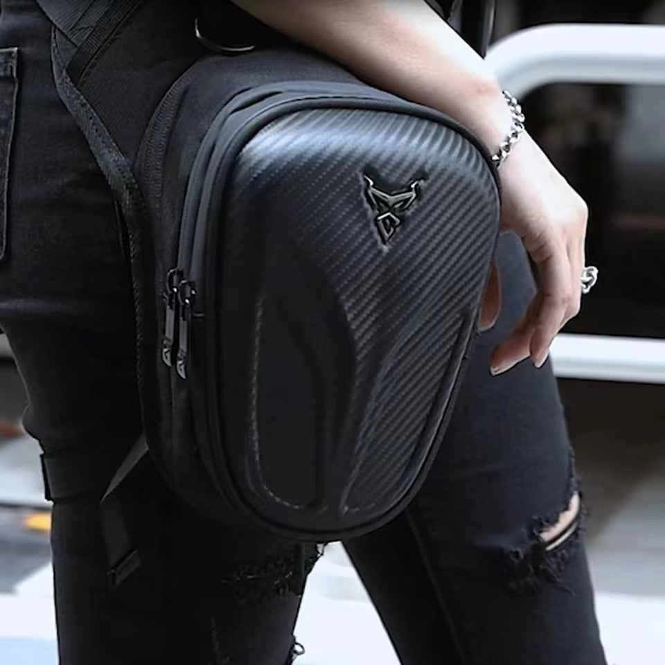 Sacoche-de-jambe-moto-noir-porte