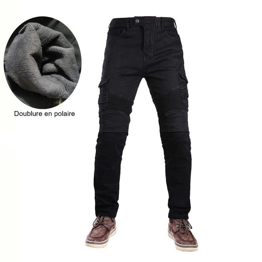 Jean moto noir doublé polaire avec protections amovibles, style biker urbain.