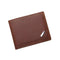 petit portefeuille homme cuir marron style classique avec badge décoratif discret