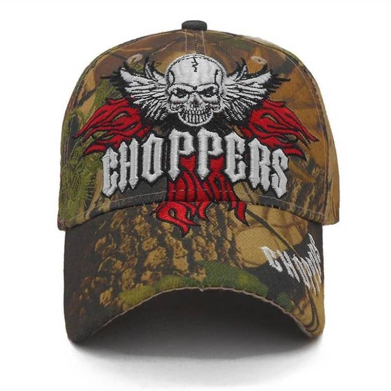 casquette camouflage biker avec broderie crâne et logo choppers